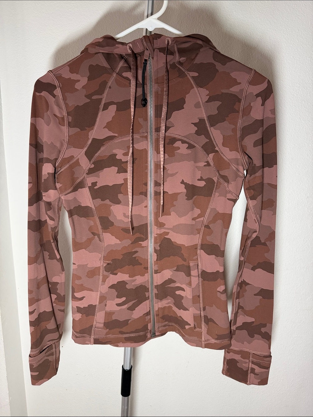 Lululemon Define Women’s Camo Brown Zip Hoodie Jacket - size 4